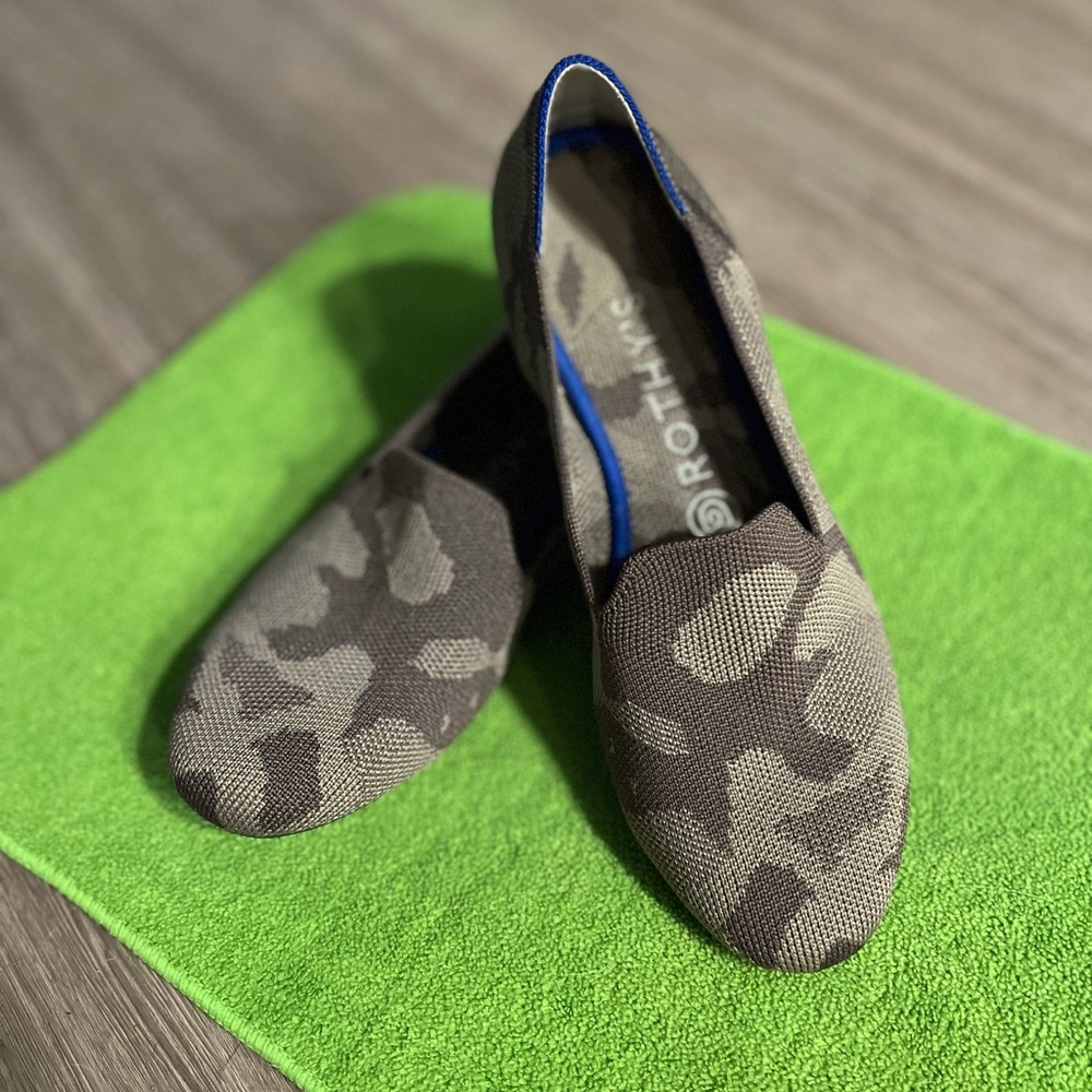 Rothys Tan Camo Loafer